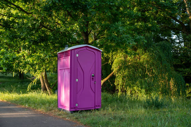 Best Porta potty rental near me  in Forrest, IL